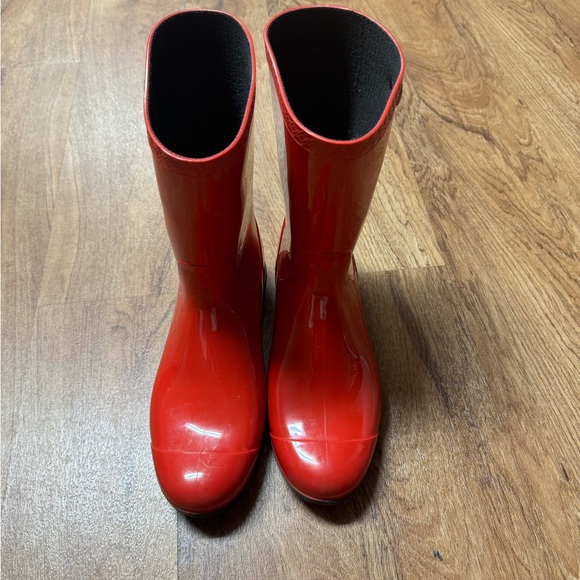 Ugg rain boots - Picture 3 of 8